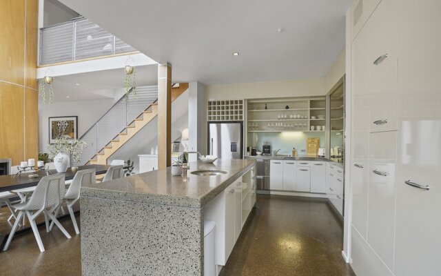 Central Executive Parnell Designer Home