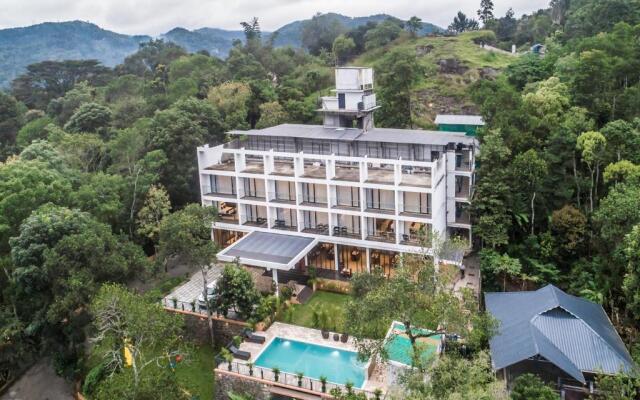 Wild Avenue Resort & Spa