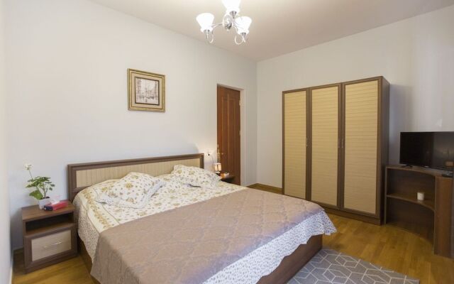 Republic Square Boutique Hotel