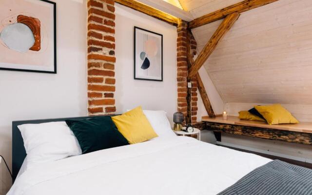 Principia Apartments