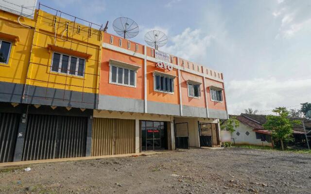 OYO 2875 Wisma Raffa