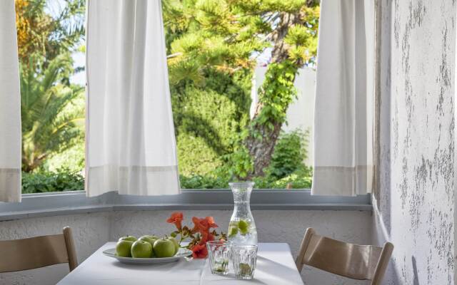 Galaxy Suites Boutique Resort