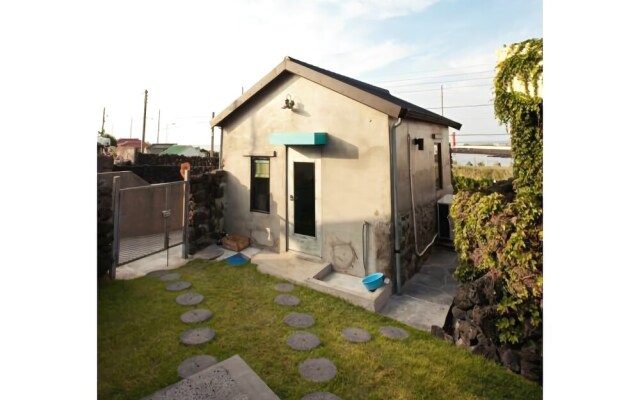 Jeju Baramdori House Pension