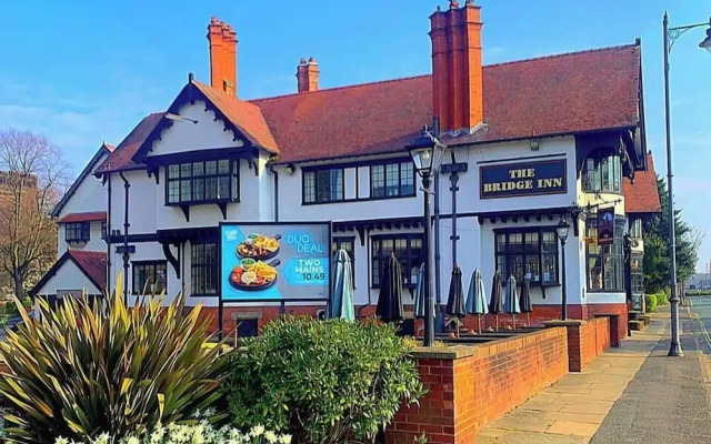 Bridge Inn Hotel