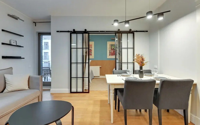 Waterlane Riverside SPA, Pool & Gym by Downtown Apartments