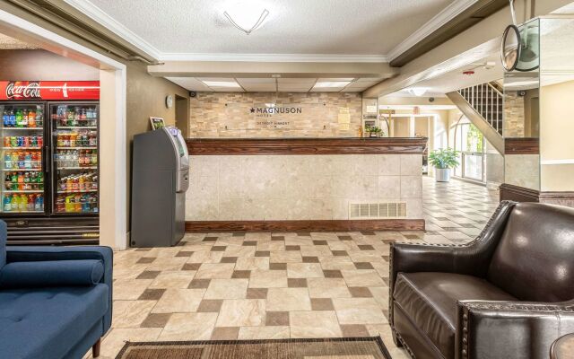 Magnuson Hotel Detroit Airport