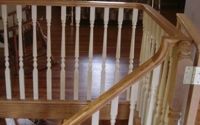 Mill Creek Manor B & B