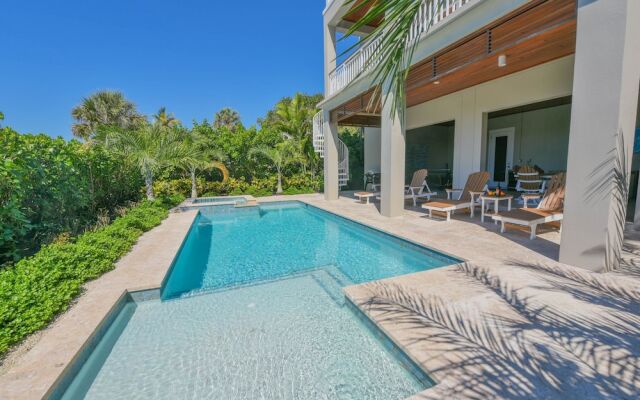 Gulf Front Paradise