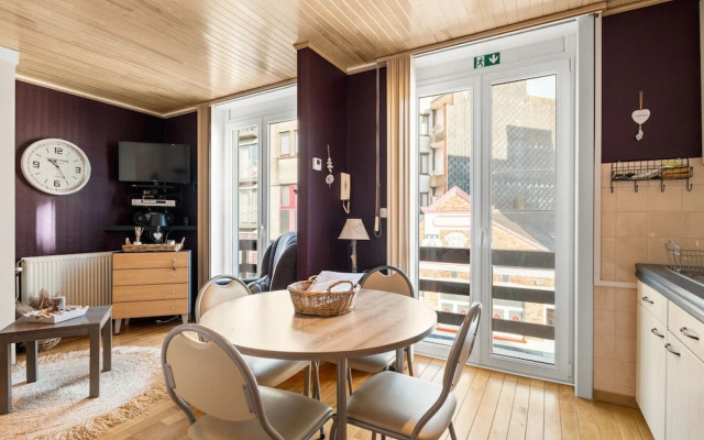 Attractive Apartment Near the Center