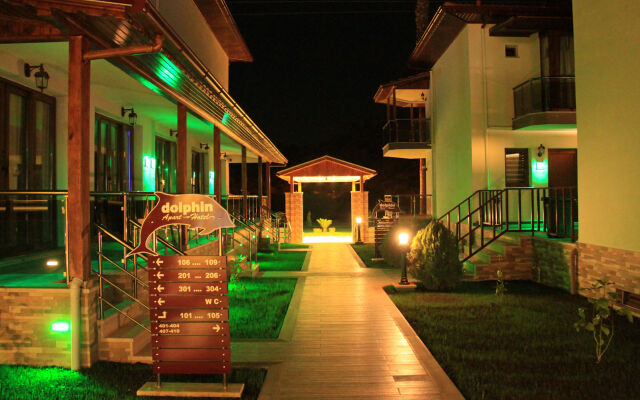 Dolphin Apart & Hotel