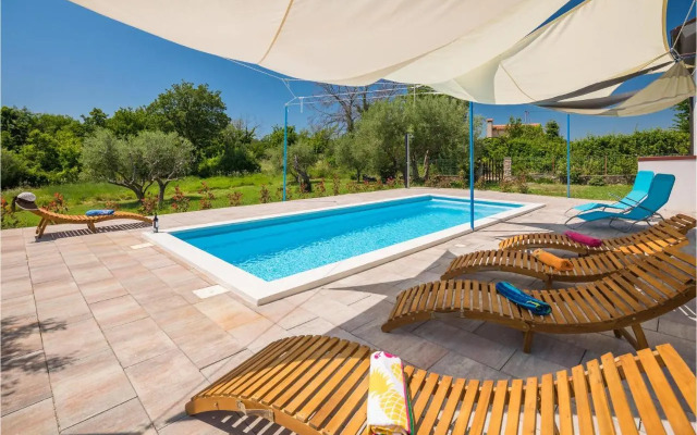 0-Bedroom Apartment in Porec