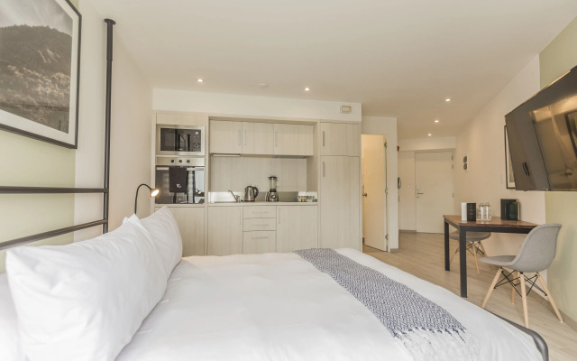 Primera Parada Lofts by Wynwood-House