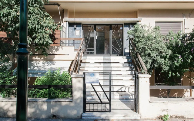 Kifissia Central Stylish Fresh Apartment Near Metro 1Br