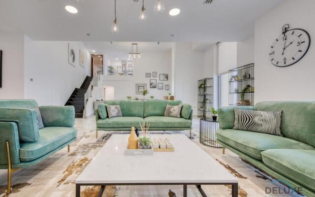 Outstanding 3BR at Sadaf 7 JBR by Deluxe Holiday Homes