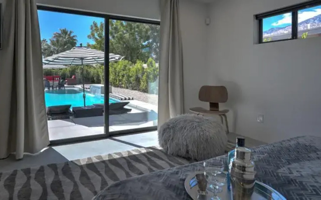 Palms At Park Villa 70