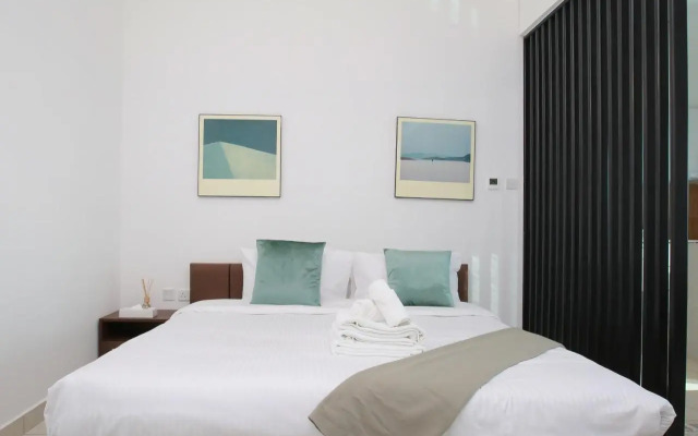 Allsopp & Allsopp - O2 Tower