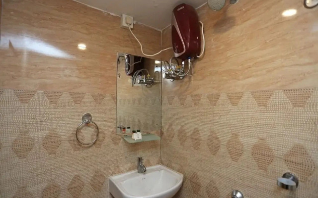 Hotel Rainbow By OYO Rooms