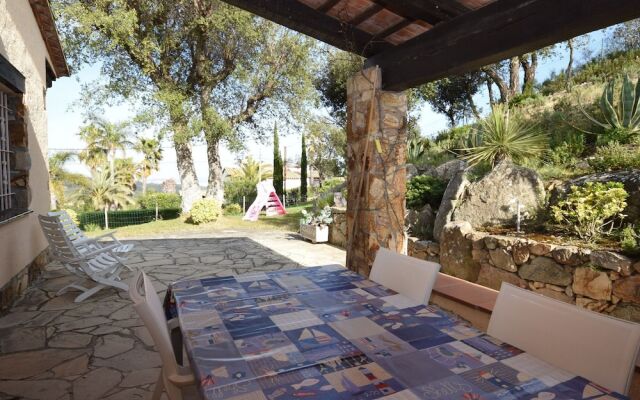 Cozy Holiday Home With Nice Terrace and Fenced Private Pool, Near Platja D'aro