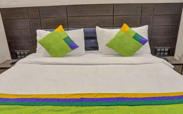 OYO Townhouse 81848 Hotel Dua Continental