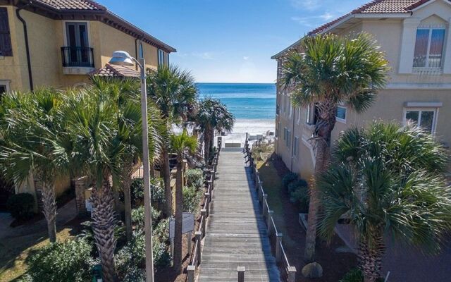 Emerald Enchantment by RedAwning