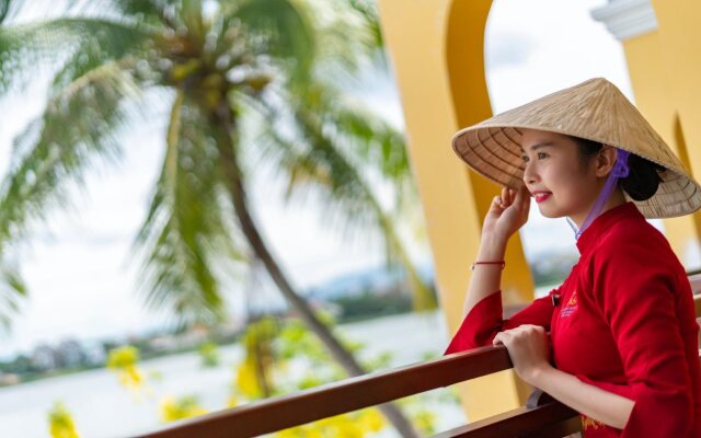 Little Riverside. A Luxury Hotel & Spa