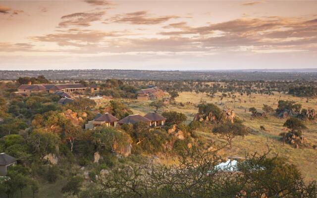 Отель Four Seasons Safari Lodge Serengeti