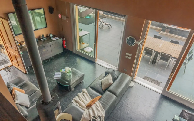 Fontana Penthouse in Fiumelatte