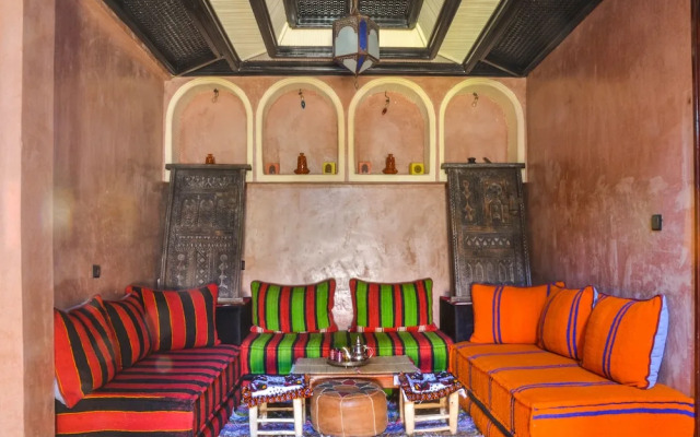 Authentic and Pittoresque Room for 3 People in Tamatert, Morocco