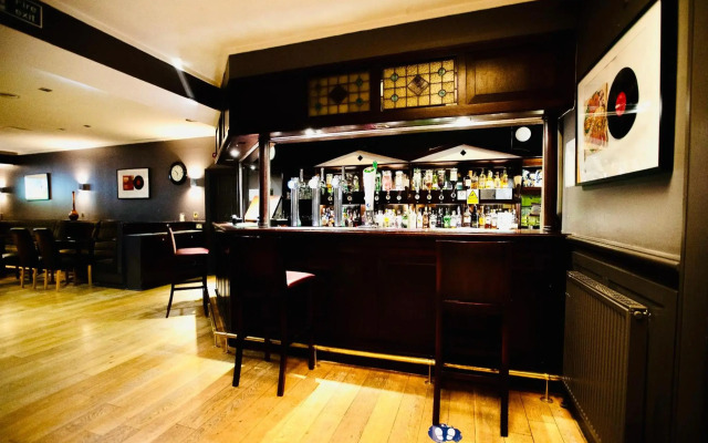 Lovat Hotel