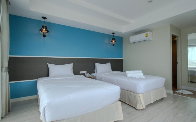 Prachuap Grand Hotel