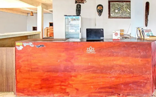 Capital O 92747 Ombak Cafe & Homestay