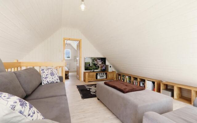 Stunning Home in Zerpenschleuse With 2 Bedrooms and Wifi