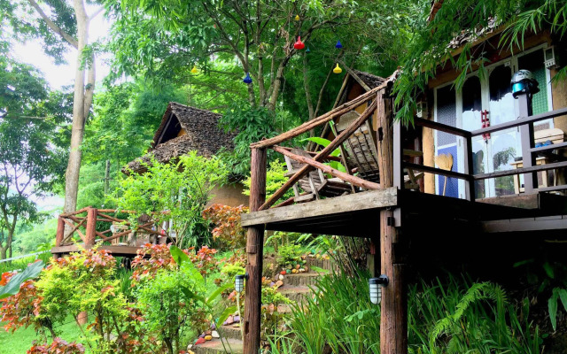 Pho Rak Nah Pai Hotel
