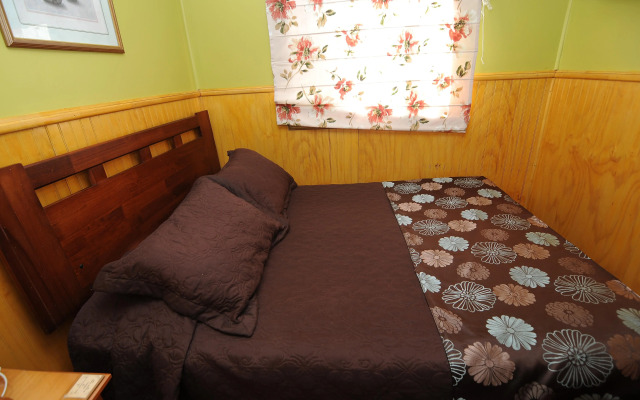 Cabañas y Hostal Borde Rio