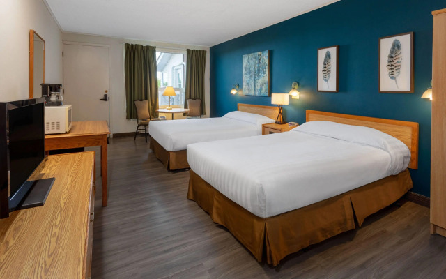 Travelodge by Wyndham Amherst