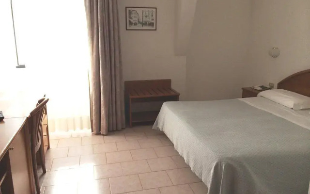 Hotel Eden