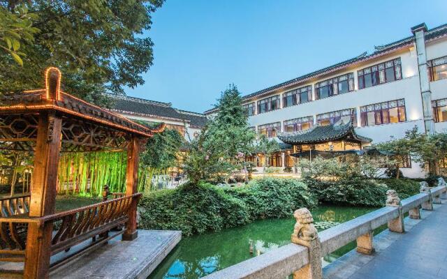 Ji Hotel (Suzhou Guanqian Street)