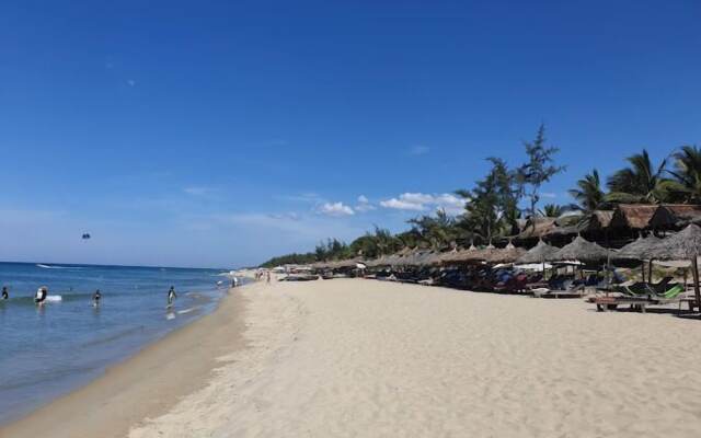 Azure Beach Hotel