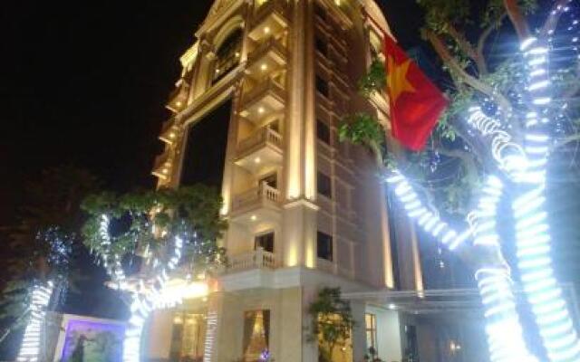 Thai Hoa Riverside Hotel