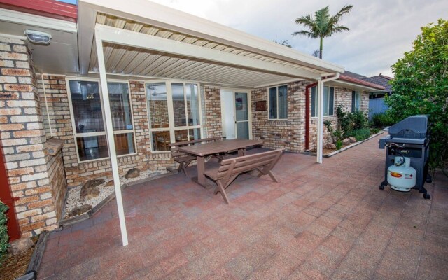 Whitesands Road, Unit 2/12