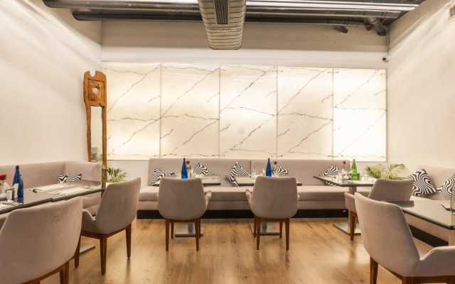 Sunday Hotel Chandigarh Zirakpur