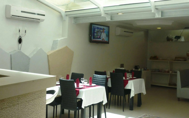 Sargal Hotel