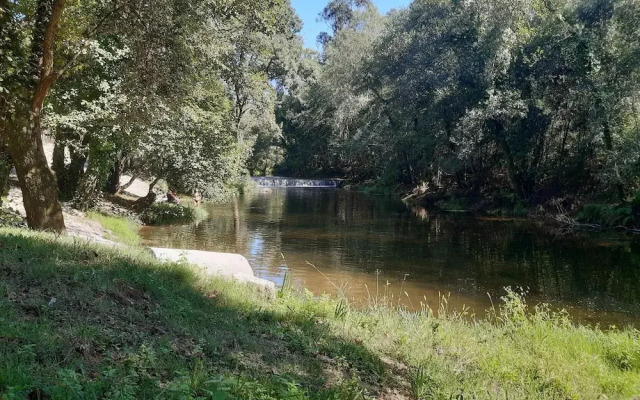 2 Bed House - Sleeps 4 - Pets, Garden, Wifi