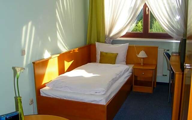 Hotel Restauracja Tawerna Gliwice - ozonujemy pokoje