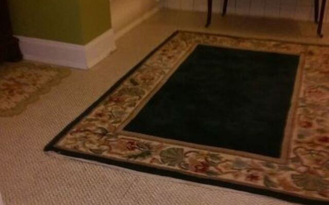 Six Acres Bed & Breakfast