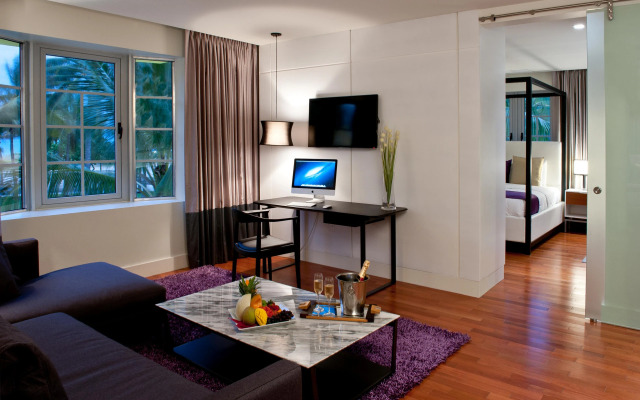 Leslie Hotel Ocean Drive