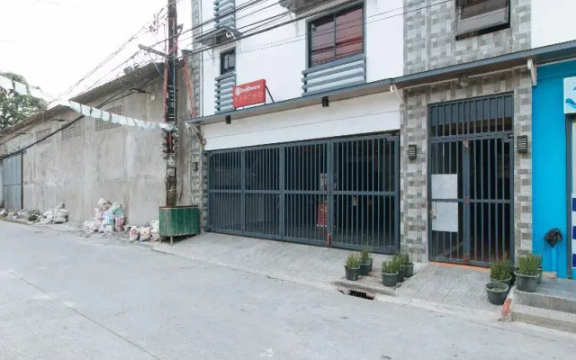 Rpad Apartments by RedDoorz