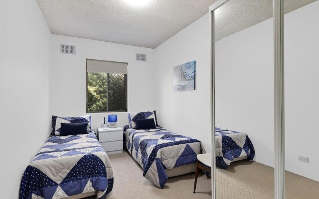 Dolphin Court - Unit 5