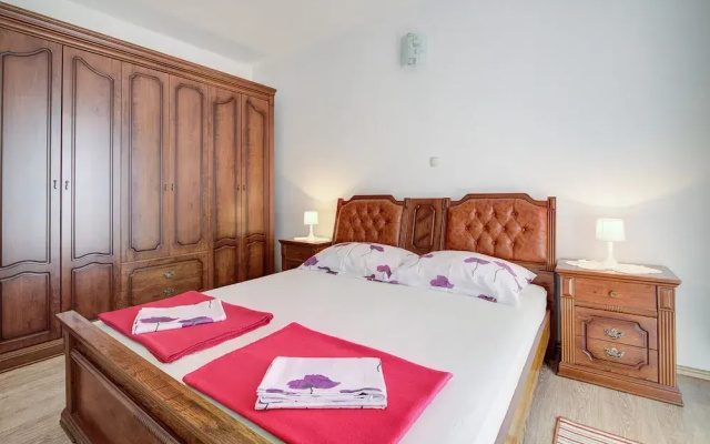Seabreeze Apartments With Jacuzzi