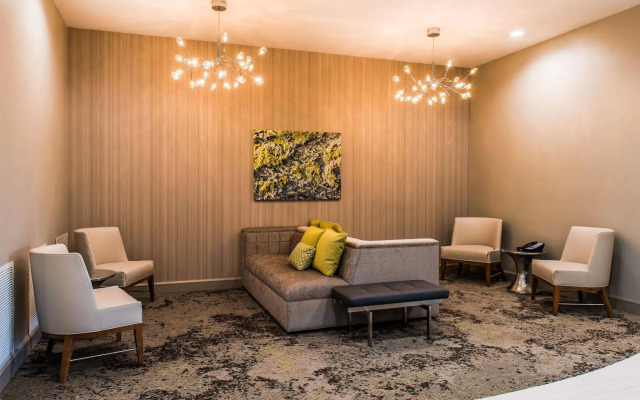 Comfort Inn & Suites Valdosta I-75